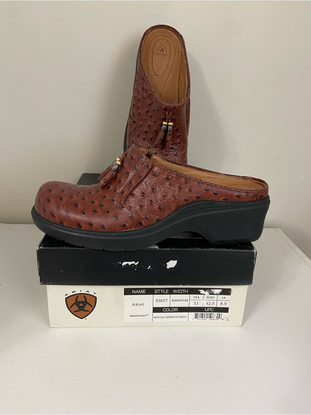 Ariat Mendocino Mules Mocha Ostrich Print - Picture 2 of 3